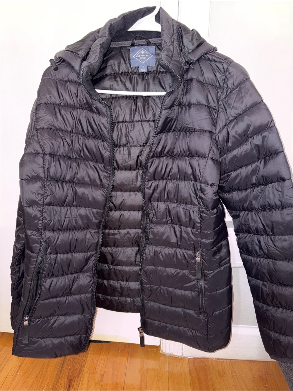St. John’s Bay Women’s Lightweight Quilted Puffer Jacket